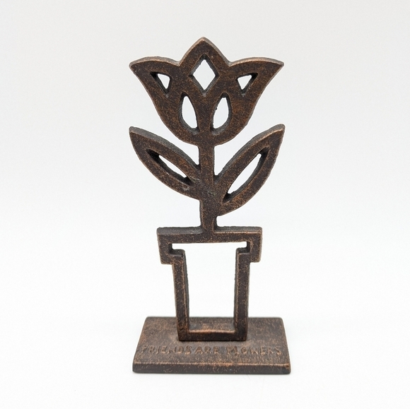 Demdaco Other - Tim Coffey for DEMDACO brown metal floral Friends Are Flowers accent decor